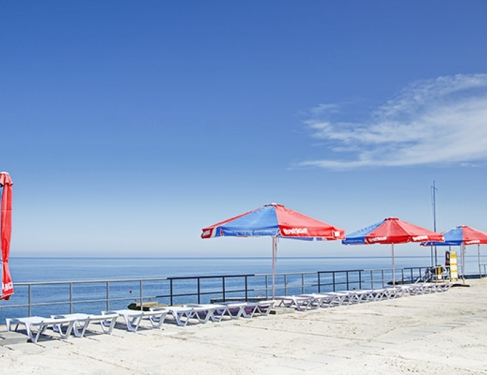 Оборудованный пляж - Курортный отель «Морской Уголок»